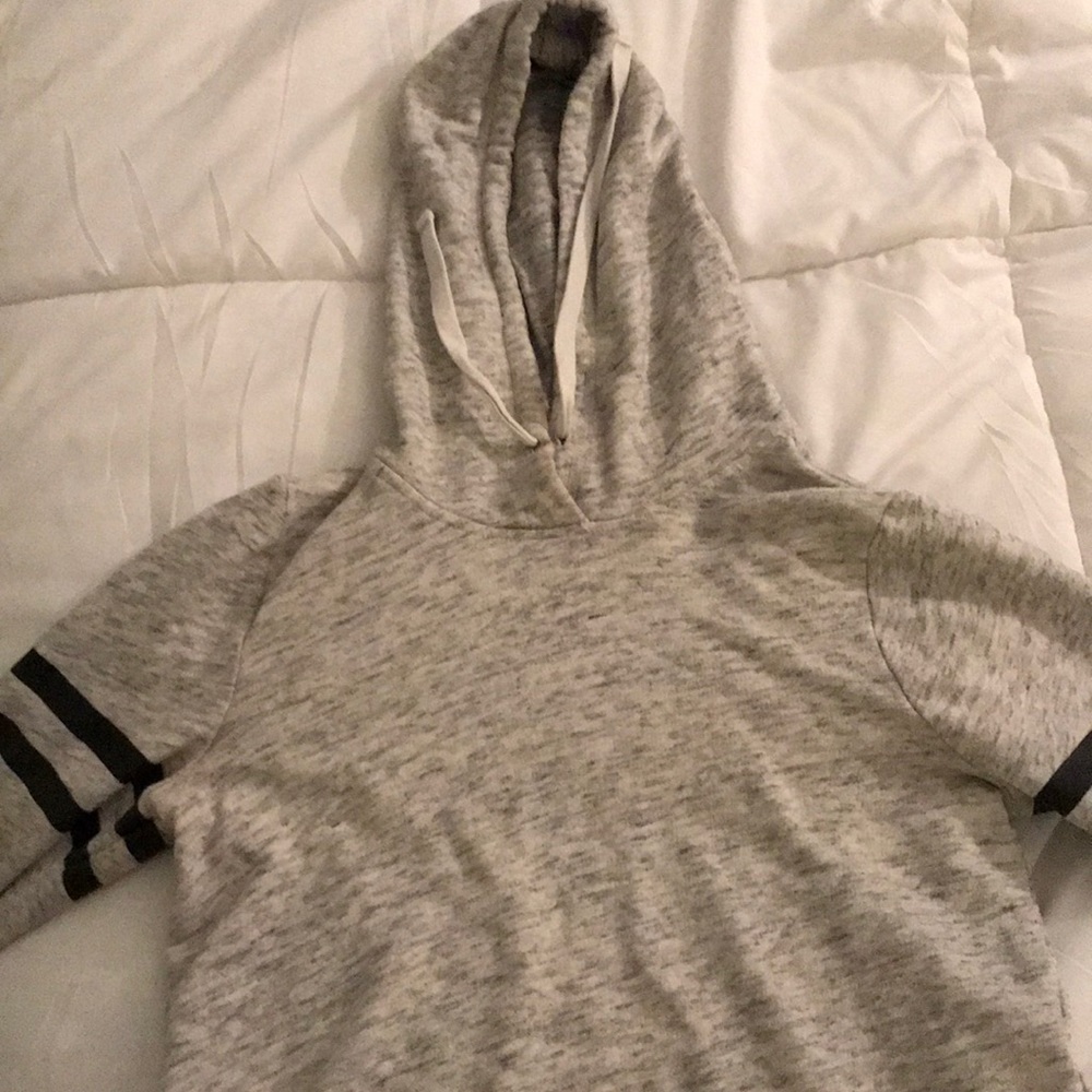 grey sweatshirt hoodie